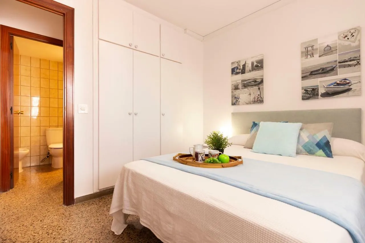 Apartament Danubio Con Aacc Salou 0*,  Hiszpania